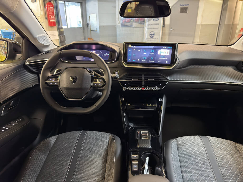 PEUGEOT 208 1.2 Hybrid Allure Premium, Mild-Hybrid Petrol/Electric, Ex-demonstrator, Automatic - 7