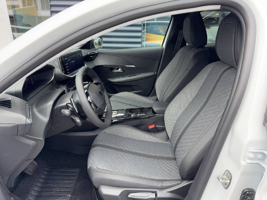 PEUGEOT 208 1.2 Hybrid Allure Premium, Hybride Léger Essence/Électricité, Voiture de démonstration, Automatique - 5