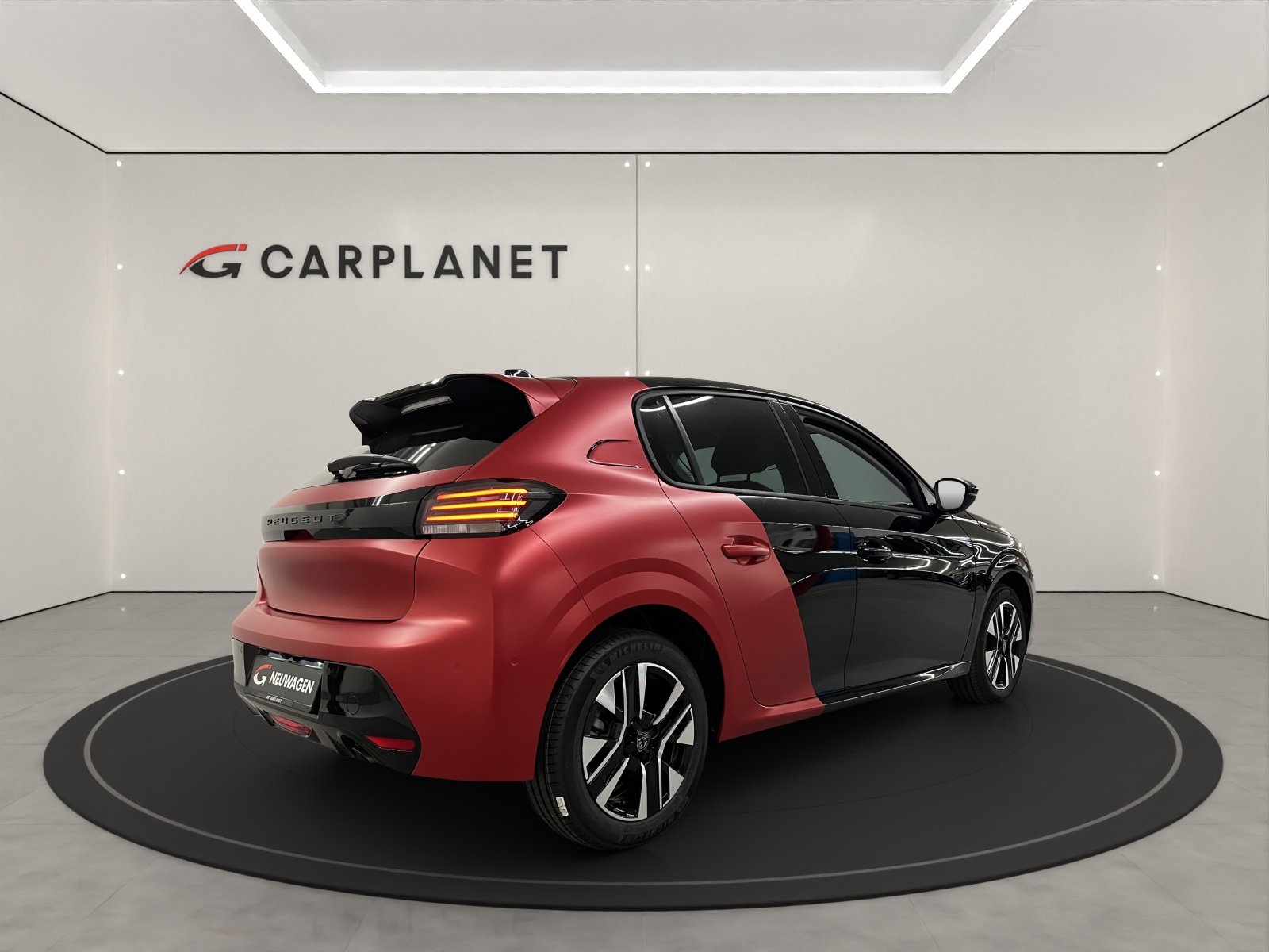 PEUGEOT 208 1.2 Hybrid Allure Premium, Hybride Léger Essence/Électricité, Voiture de démonstration, Automatique - 4