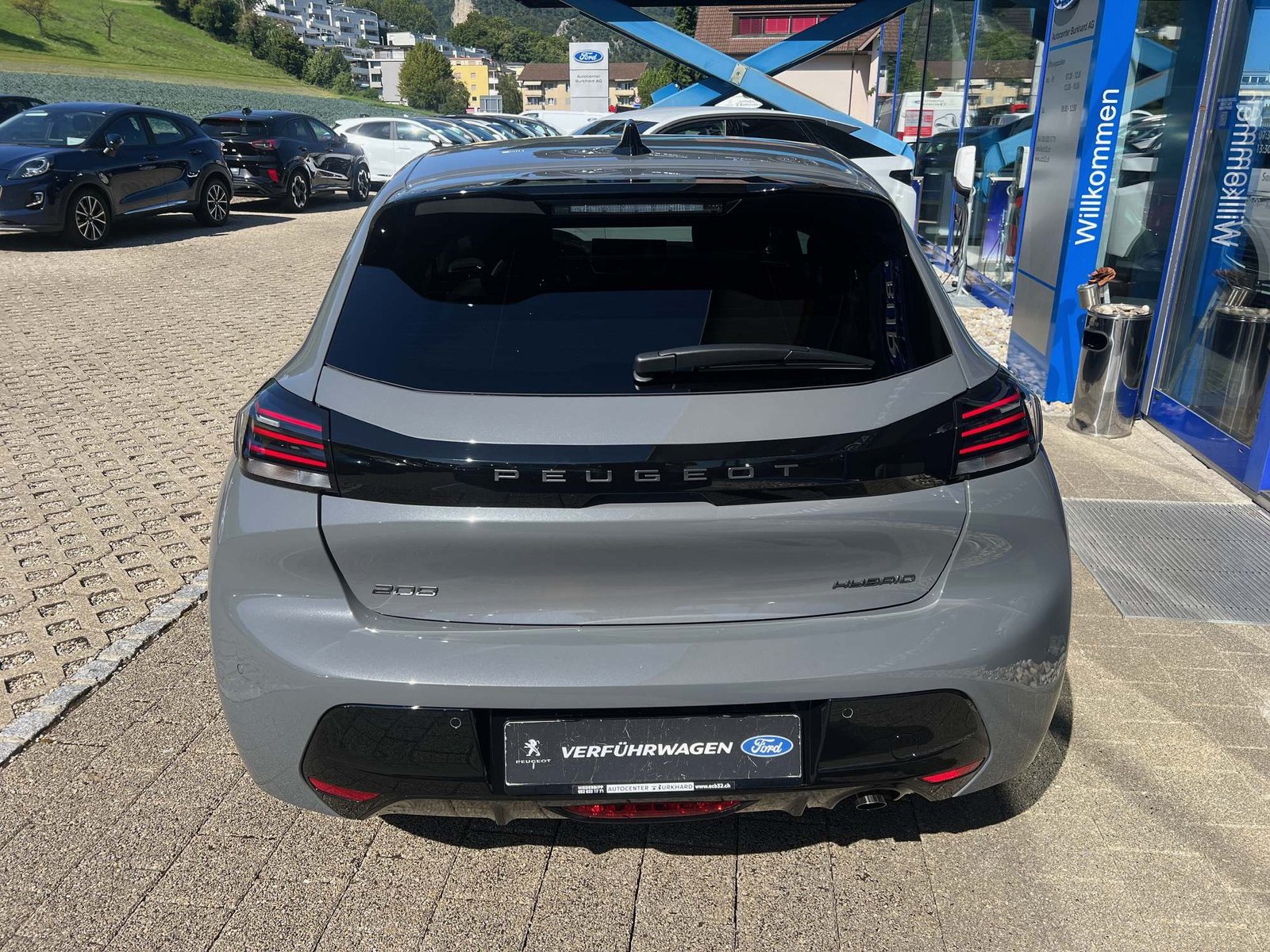 PEUGEOT 208 1.2 Hybrid Allure Premium 8 Jahre Garantie, Mild-Hybrid Benzin/Elektro, Vorführwagen, Automatik - 3