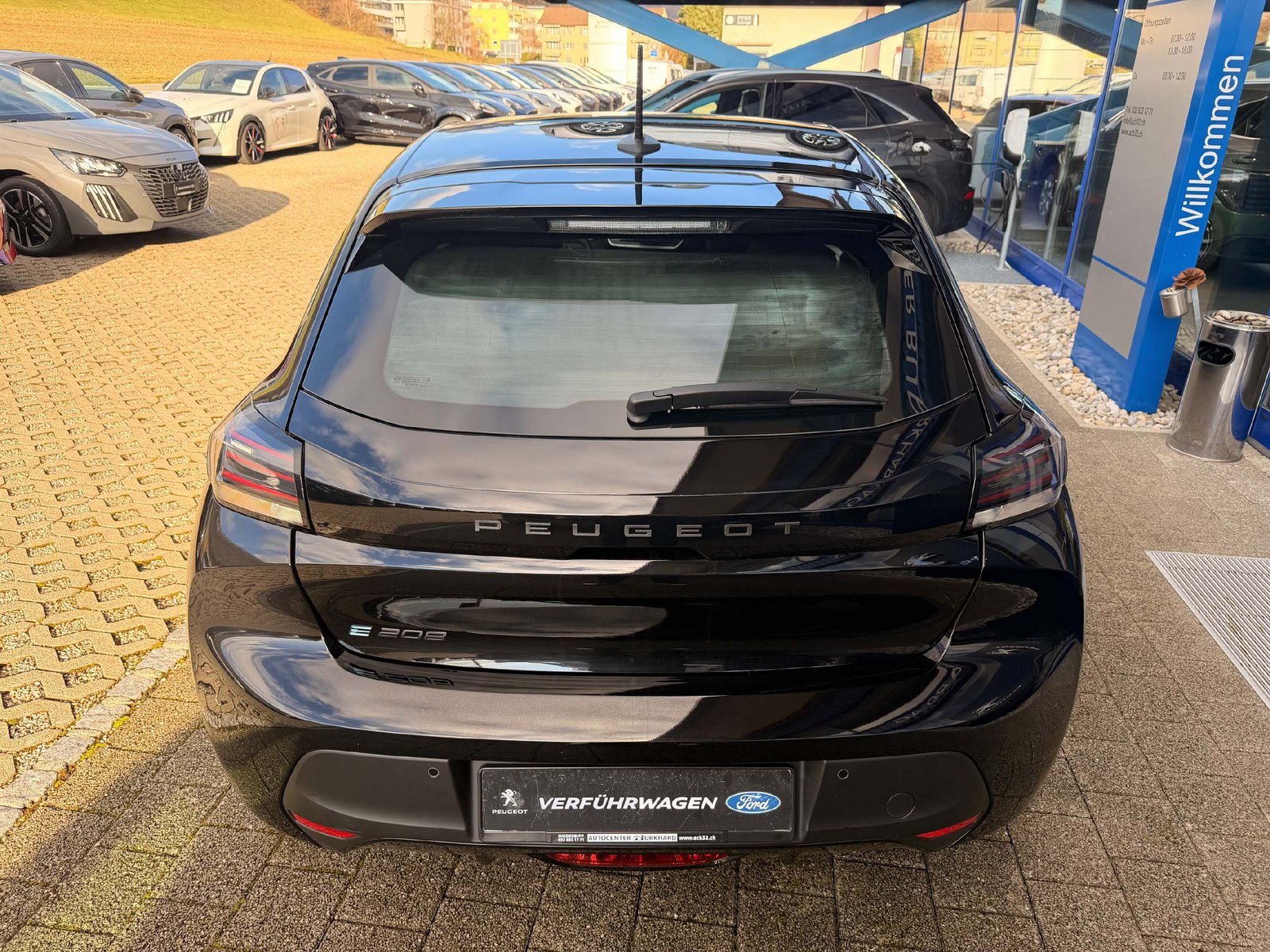 PEUGEOT 208 e-Style 5 Jahre Garantie I Wärmepumpe, Elektro, Vorführwagen, Automatik - 6