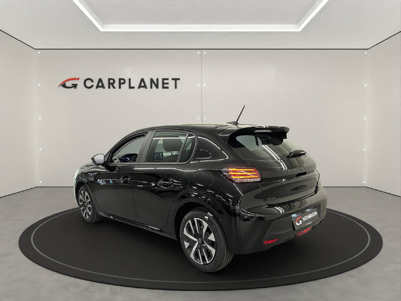 PEUGEOT 208 1.2 Hybrid Style, Mild-Hybrid Petrol/Electric, Ex-demonstrator, Automatic - 3