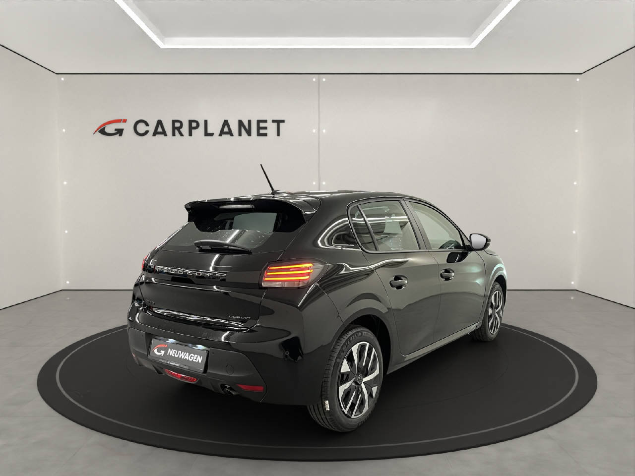PEUGEOT 208 1.2 Hybrid Style, Mild-Hybrid Petrol/Electric, Ex-demonstrator, Automatic - 4