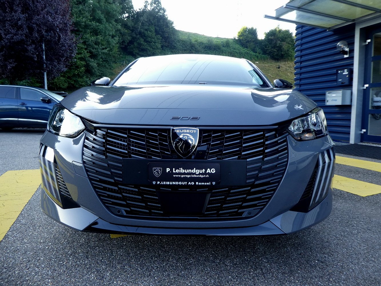 PEUGEOT 208 1.2 Hybrid Allure, Hybride Leggero Benzina/Elettrica, Auto dimostrativa, Automatico - 2
