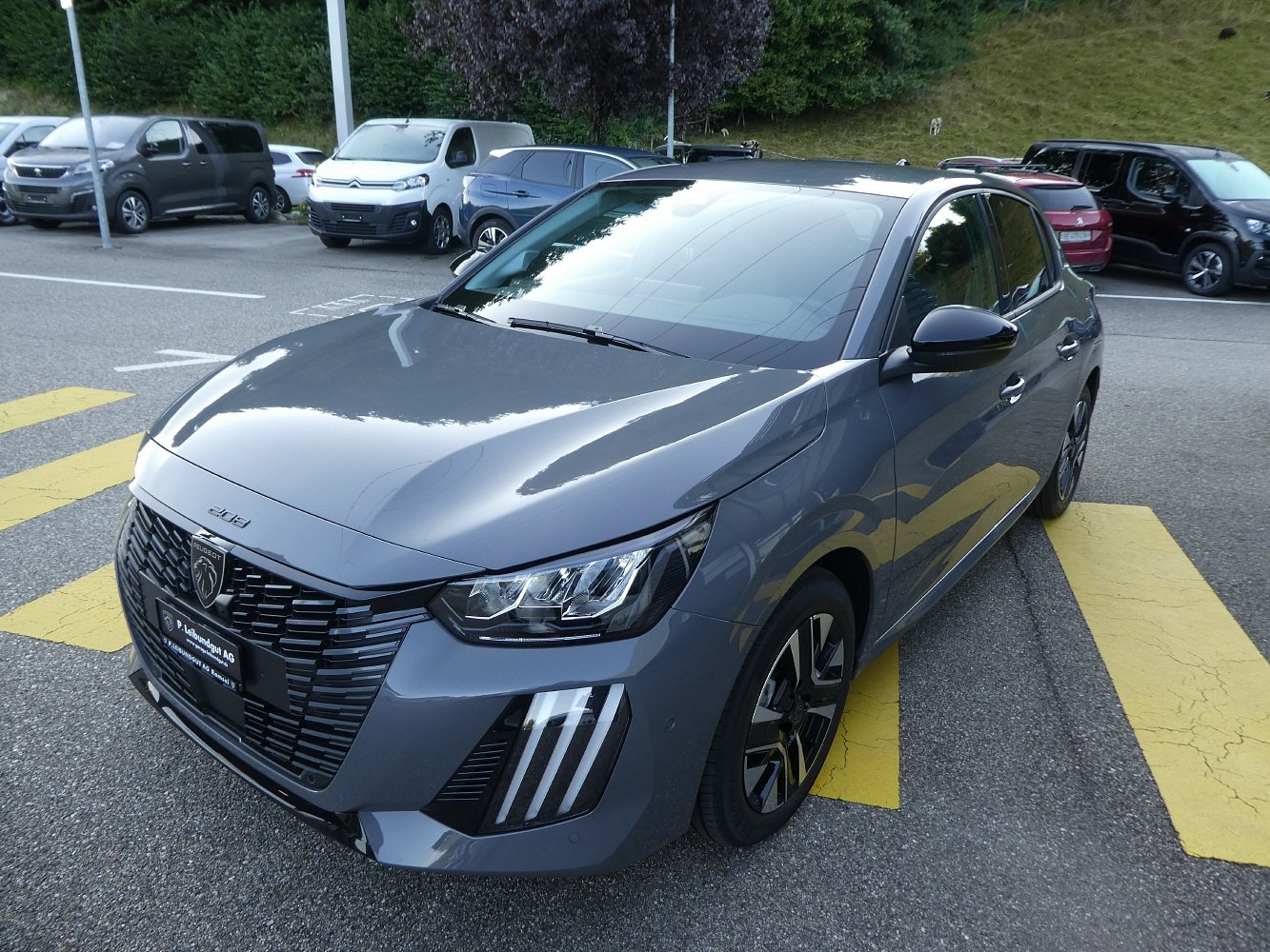 PEUGEOT 208 1.2 Hybrid Allure, Hybride Leggero Benzina/Elettrica, Auto dimostrativa, Automatico - 3
