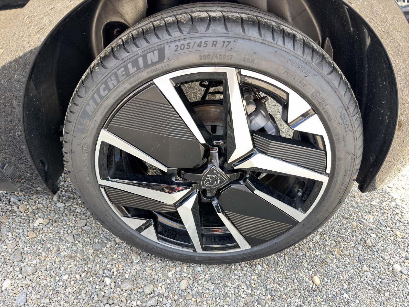 PEUGEOT 208 1.2 Hybrid 145 GT, Hybride Leggero Benzina/Elettrica, Auto dimostrativa, Automatico - 6