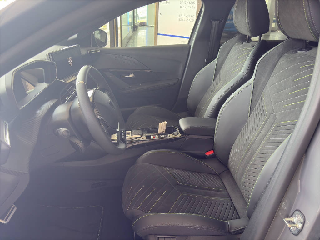 PEUGEOT 208 1.2 Hybrid 145 GT, Mild-Hybrid Benzin/Elektro, Vorführwagen, Automatik - 5