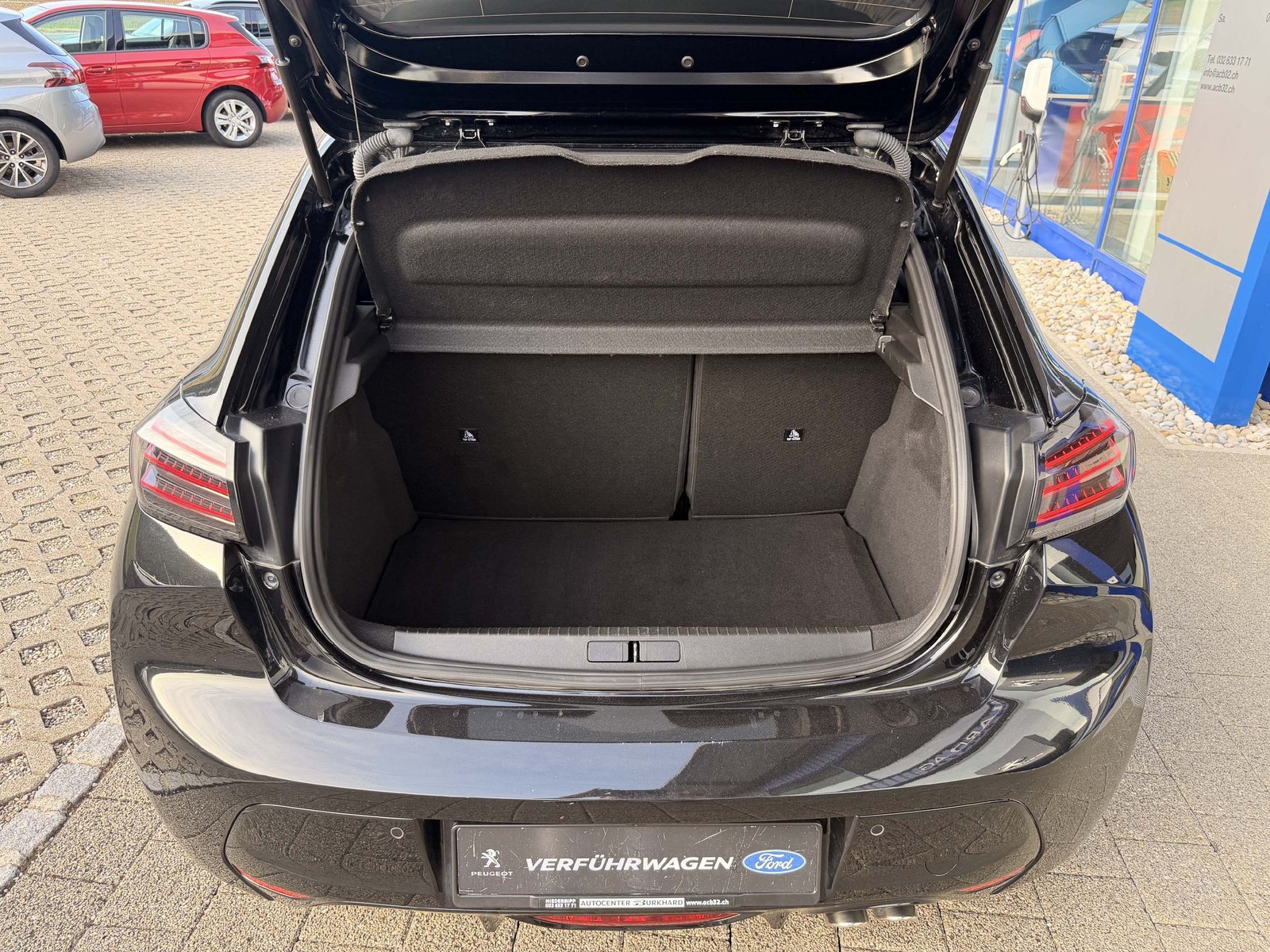 PEUGEOT 208 1.2 Hybrid 145 GT 5 Jahre Garantie, Mild-Hybrid Benzin/Elektro, Vorführwagen, Automatik - 7