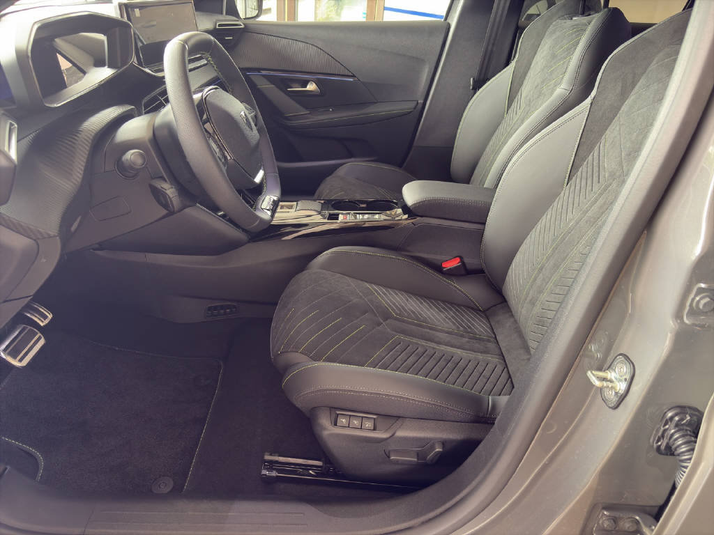 PEUGEOT 208 e-GT, Electric, Ex-demonstrator, Automatic - 5