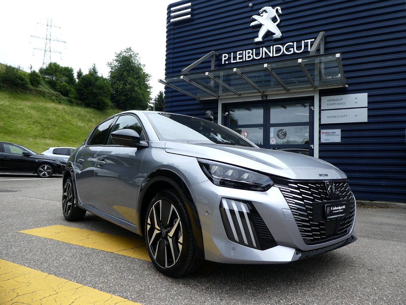 PEUGEOT 208 1.2 Hybrid 145 GT