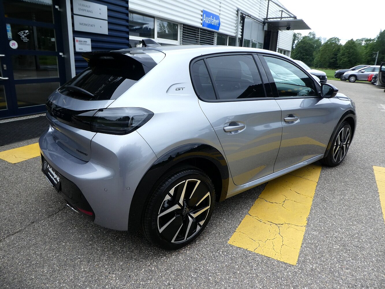PEUGEOT 208 1.2 Hybrid 145 GT, Mild-Hybrid Benzin/Elektro, Vorführwagen, Automatik - 5