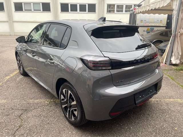 PEUGEOT 208 1.2 PureTech 100 Allure, Benzin, Vorführwagen, Handschaltung - 5