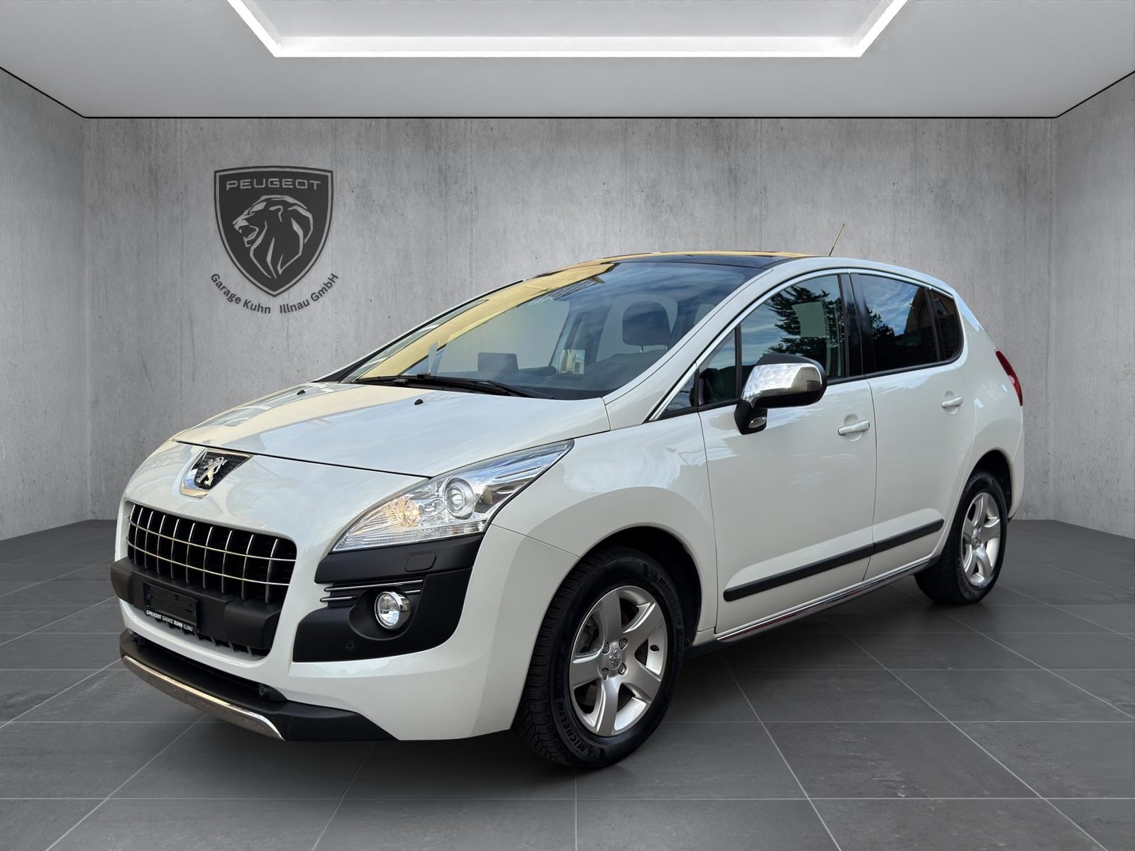 PEUGEOT 3008 1.6 VTi 156 Platinum
