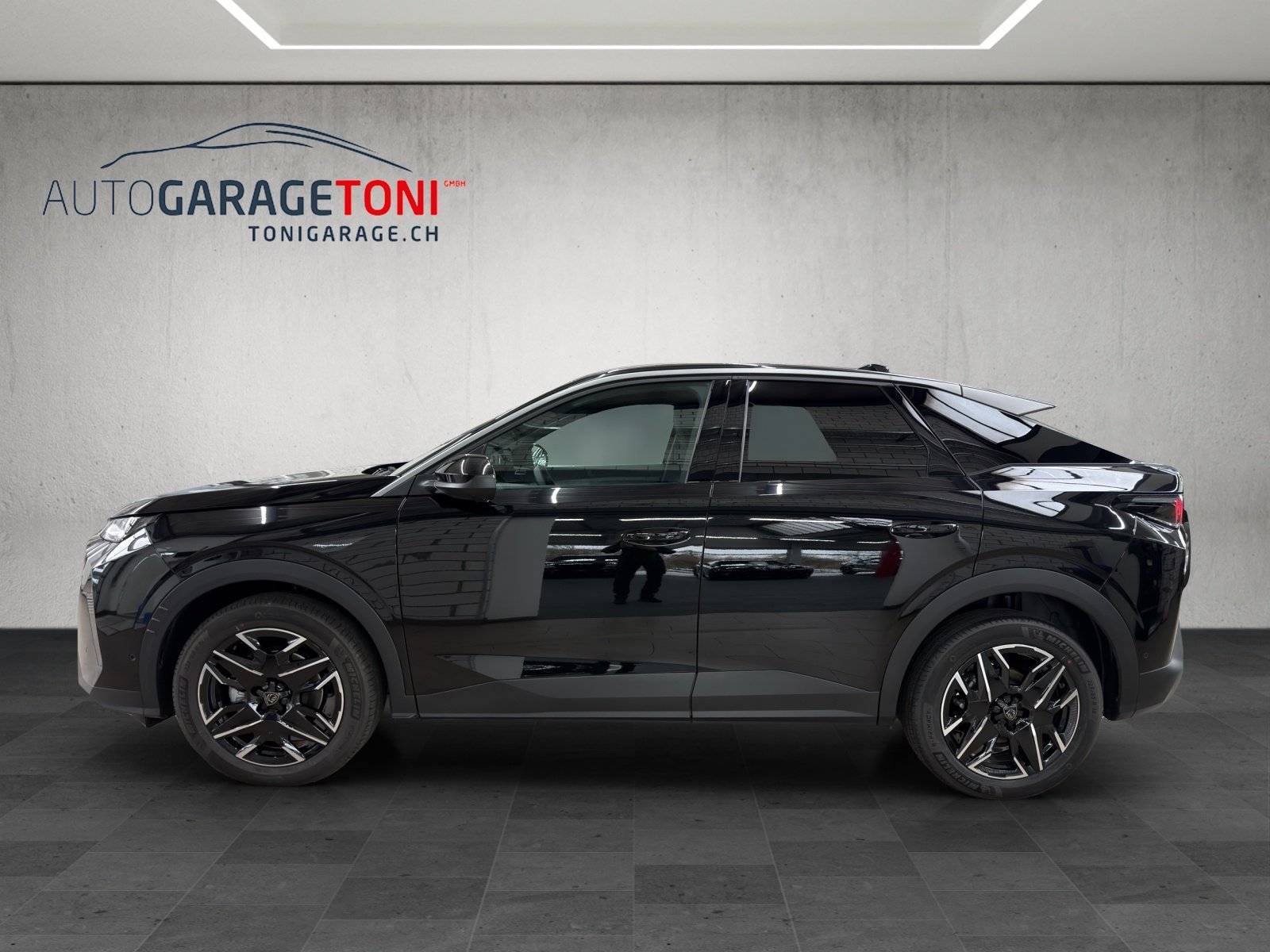 PEUGEOT 3008 145 e-DSC6 Hybrid Allure Premium, Benzina, Auto nuove, Automatico - 4