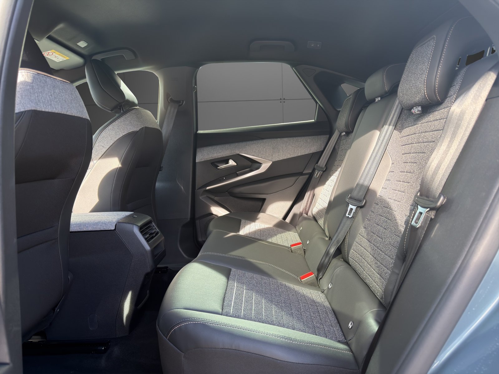 PEUGEOT 3008 1.2 MHEV Allure Premium, Mild-Hybrid Petrol/Electric, New car, Automatic - 7