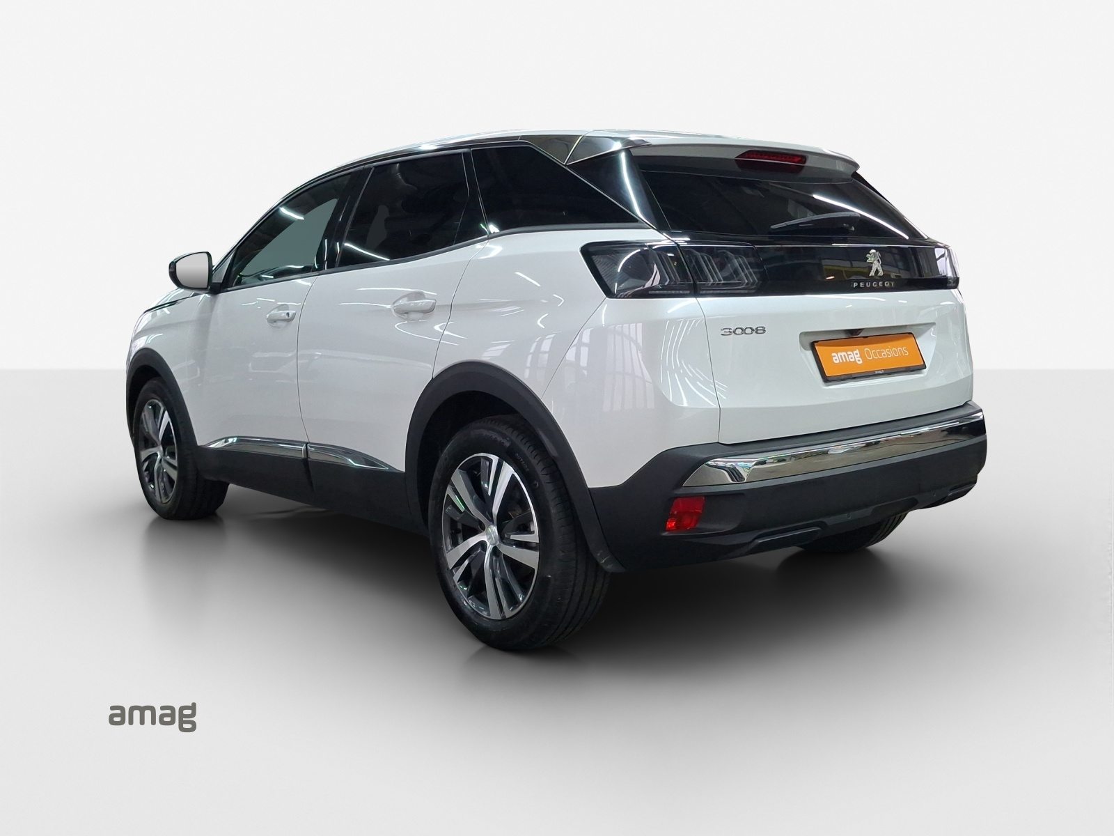 PEUGEOT 3008 136 e-DSC AllureP, Petrol, Second hand / Used, Automatic - 3