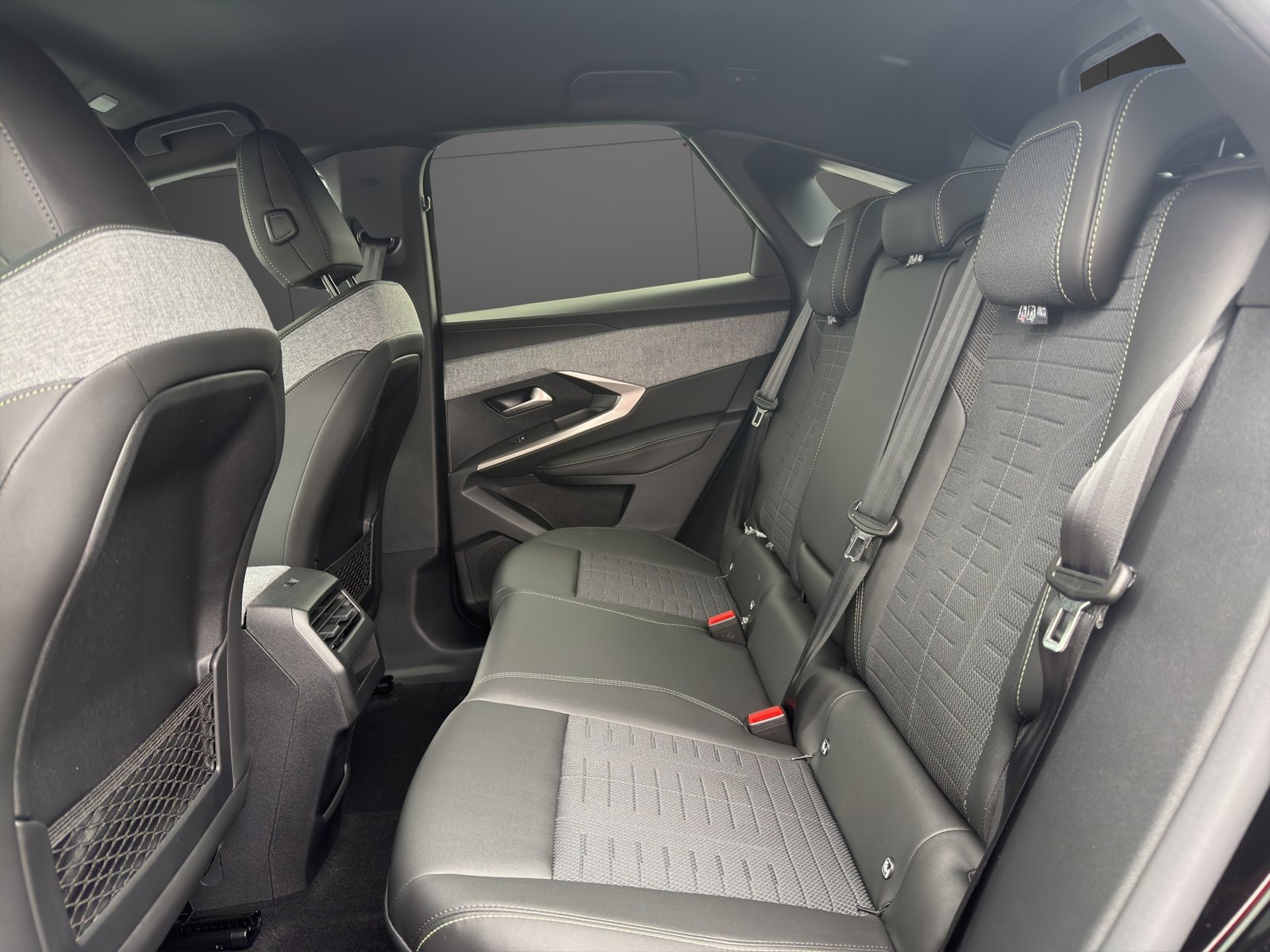 PEUGEOT 3008 1.6 PHEV GT, Plug-in-Hybrid Petrol/Electric, Ex-demonstrator, Automatic - 7