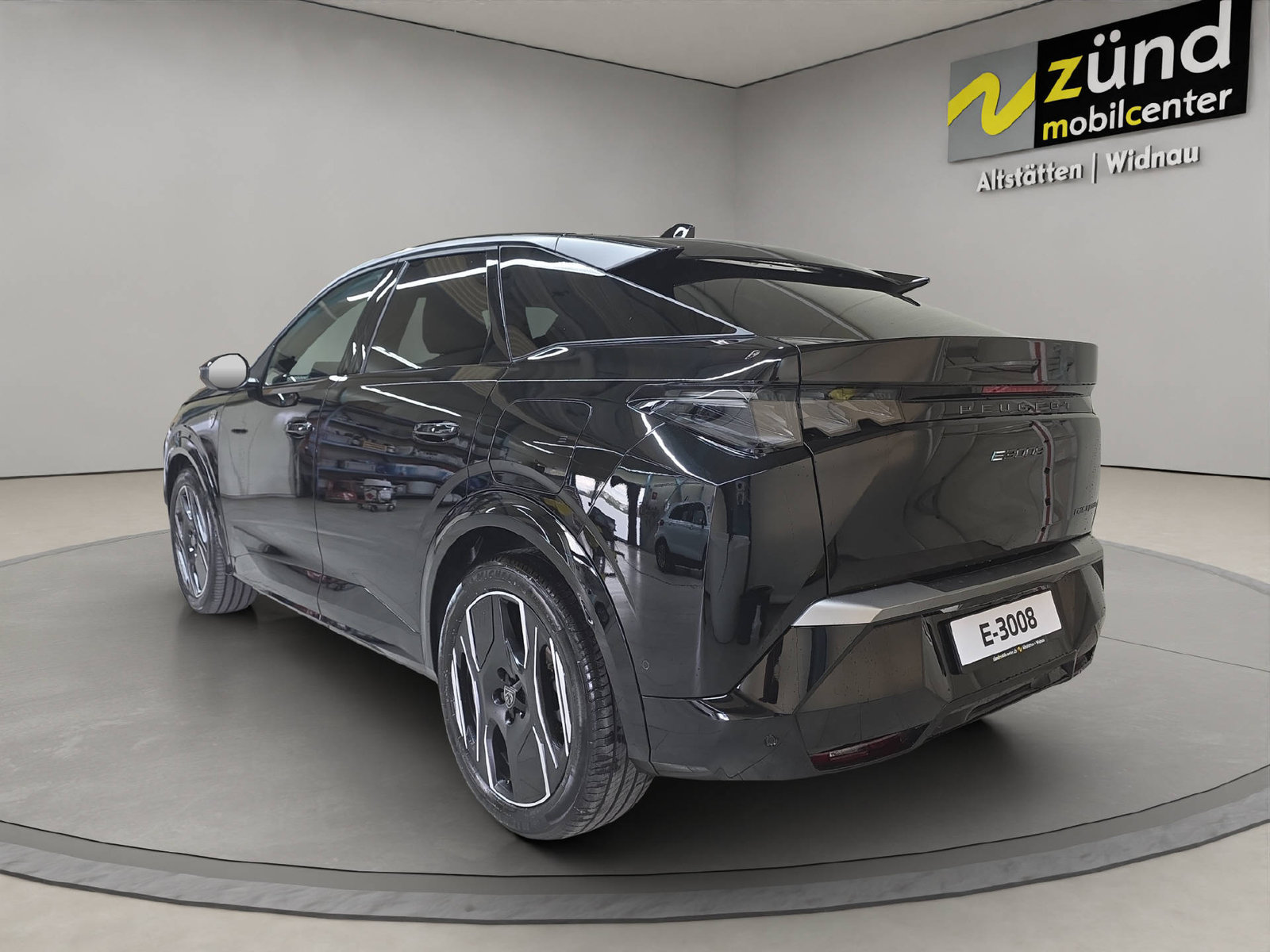 PEUGEOT E-3008 Launch Edition 4x4, Elettrica, Auto a km zero, Automatico - 3
