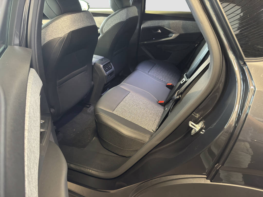 PEUGEOT 3008 1.2 Hybrid Allure Premium, Hybride Léger Essence/Électricité, Voiture nouvelle, Automatique - 7