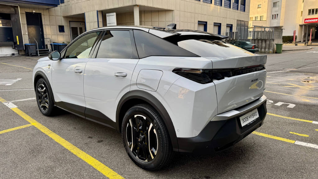 PEUGEOT 3008 1.6 PHEV GT, Hybride Rechargeable Essence/Électricité, Voiture nouvelle, Automatique - 3