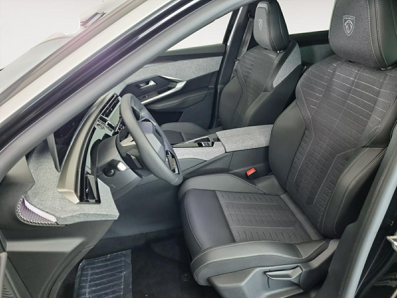 PEUGEOT 3008 145 Hybrid GT Automat, Hybride Léger Essence/Électricité, Voiture nouvelle, Automatique - 6
