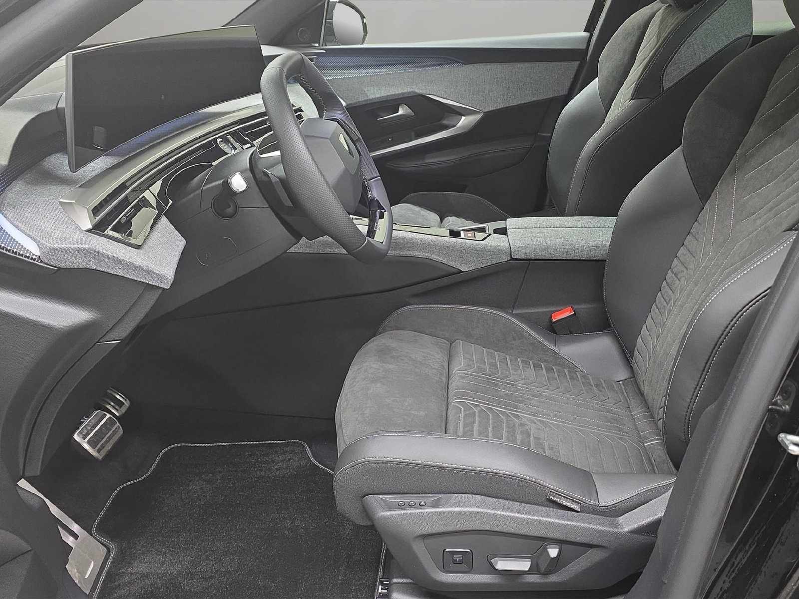 PEUGEOT 3008 1.6 Plug-in Hybrid 195 GT, Plug-in-Hybrid Benzina/Elettrica, Auto nuove, Automatico - 6
