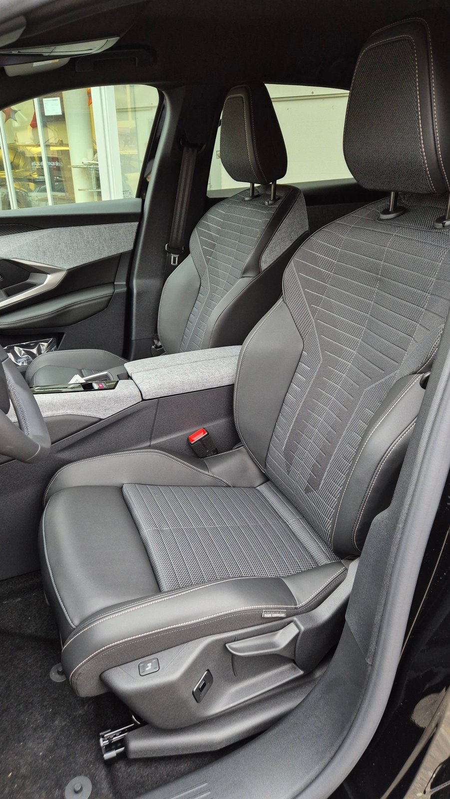 PEUGEOT 3008 MHEV Allure Helvetia, Hybride Leggero Benzina/Elettrica, Auto nuove, Automatico - 6