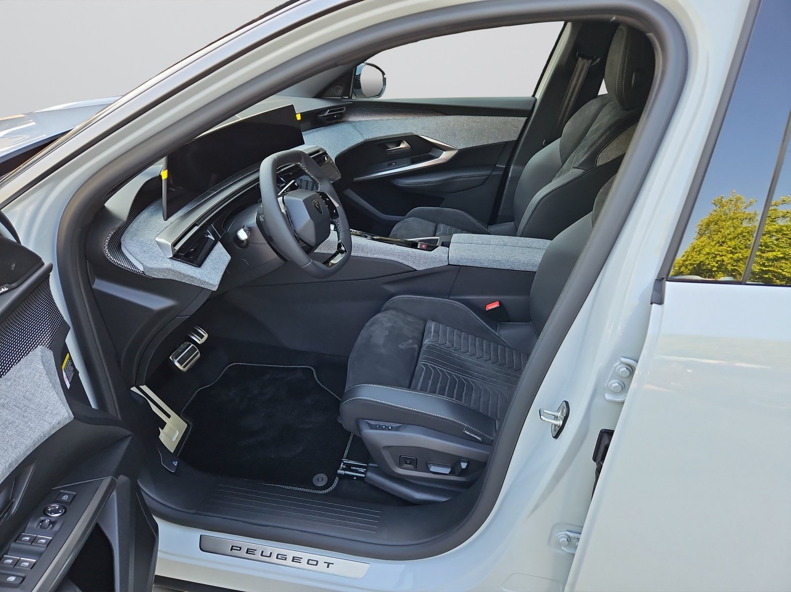 PEUGEOT 3008 NEW 73kWh GT, Électrique, Voiture nouvelle, Automatique - 7