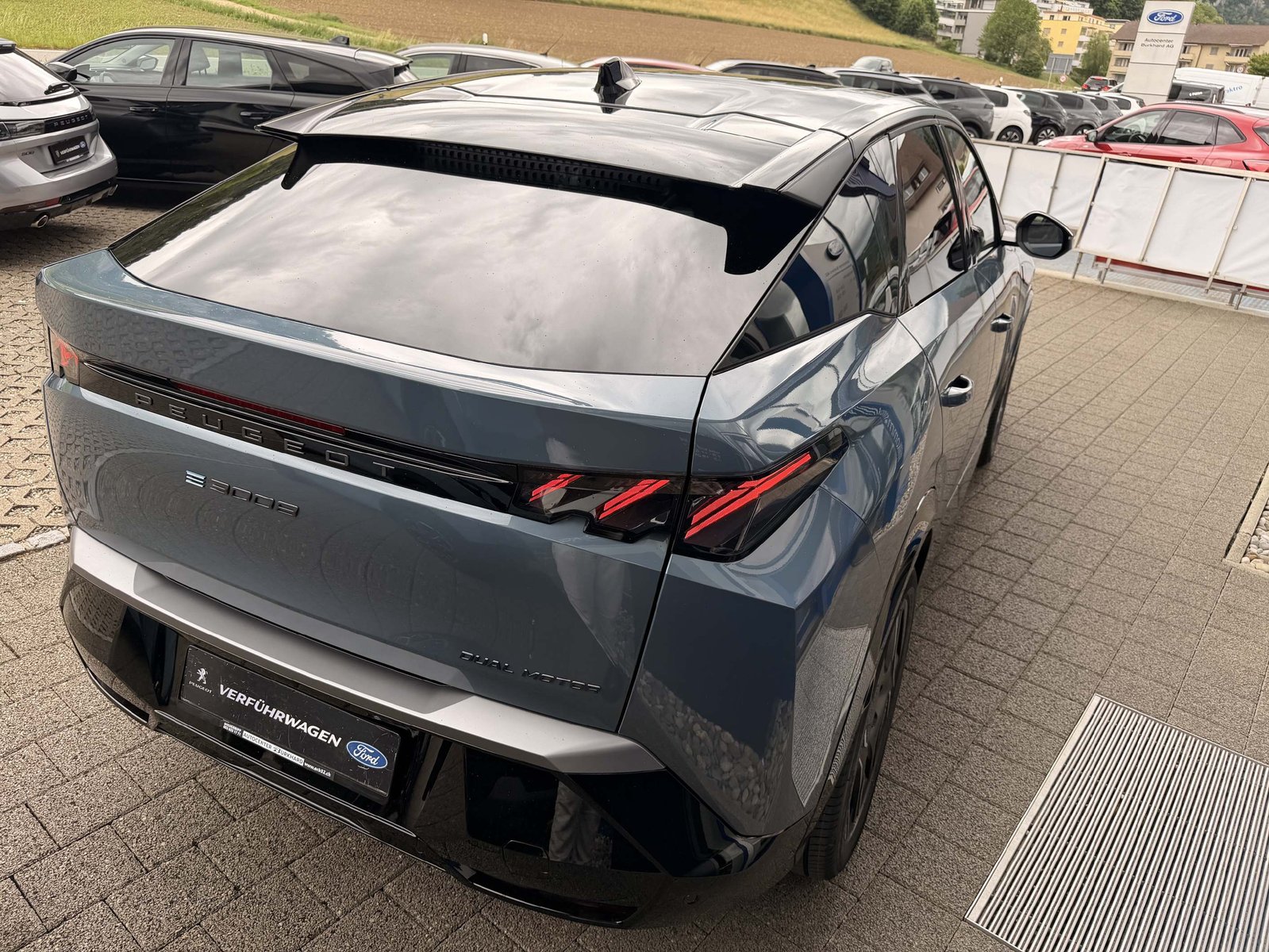 PEUGEOT 3008 e-GT Exclusive AWD, Elektro, Neuwagen, Automatik - 6