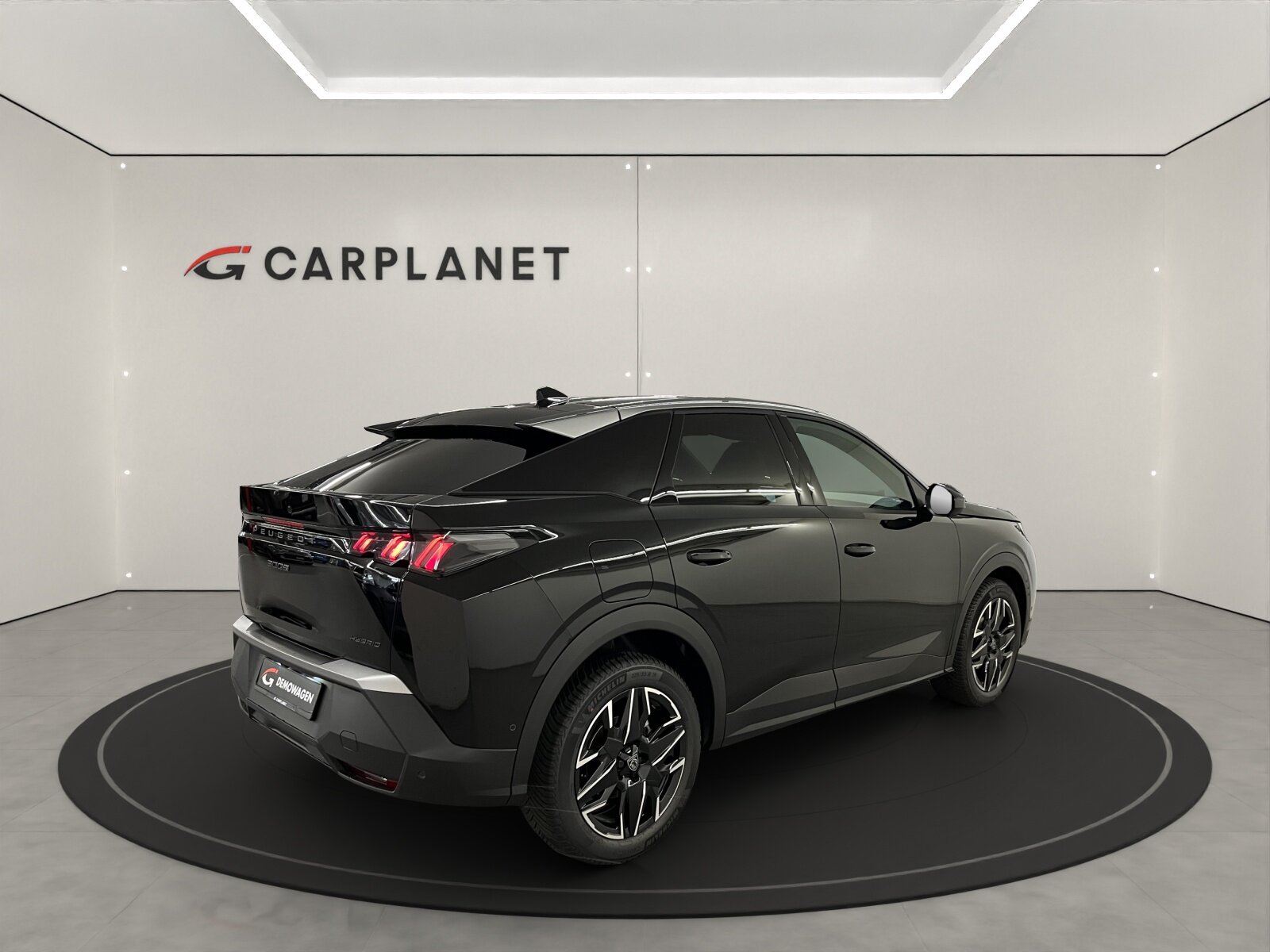 PEUGEOT 3008 1.2 Hybrid Allure Premium, Mild-Hybrid Petrol/Electric, New car, Automatic - 5