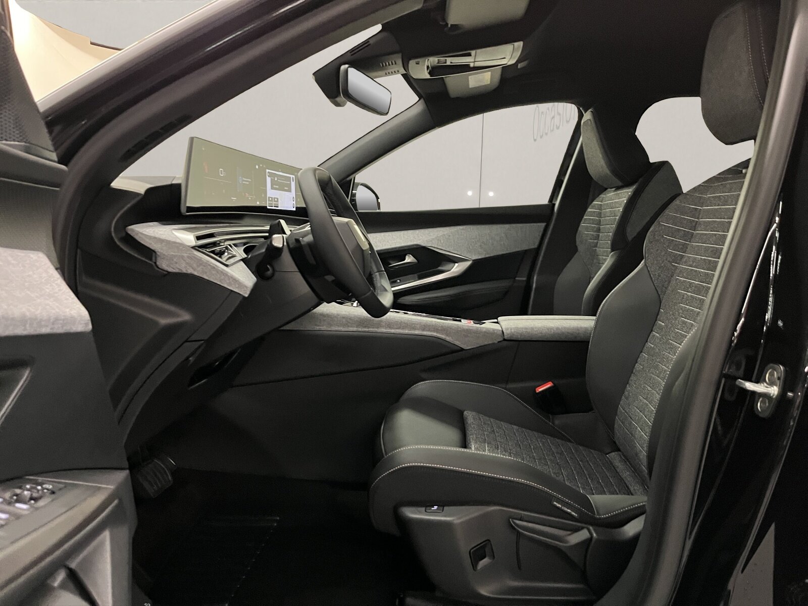 PEUGEOT 3008 1.2 Hybrid Allure Premium, Mild-Hybrid Petrol/Electric, New car, Automatic - 7