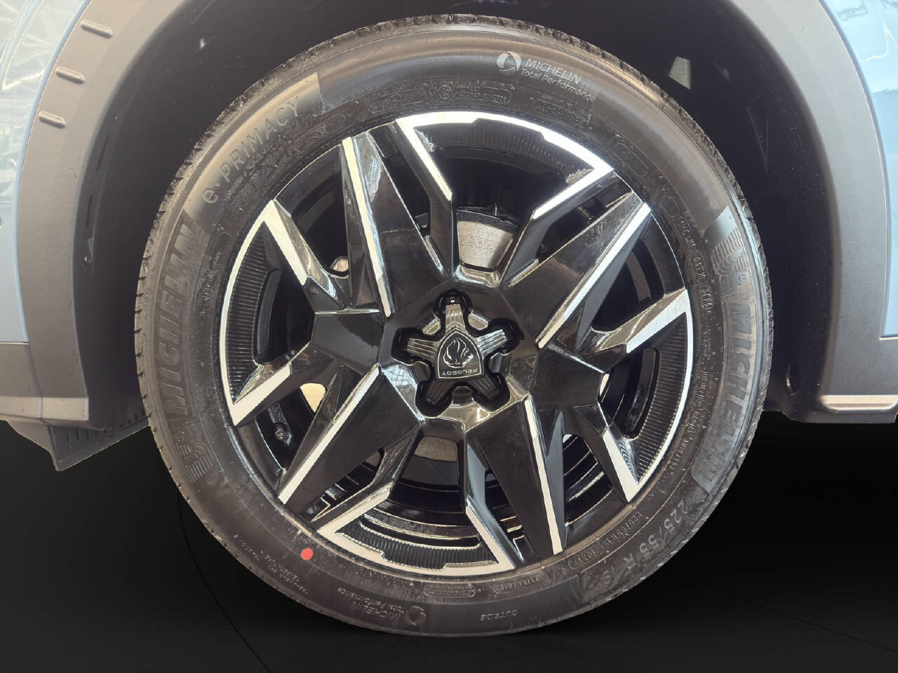 PEUGEOT 3008 1.2 Hybrid 145 PS Allure Premium, Mild-Hybrid Benzin/Elektro, Neuwagen, Automatik - 4