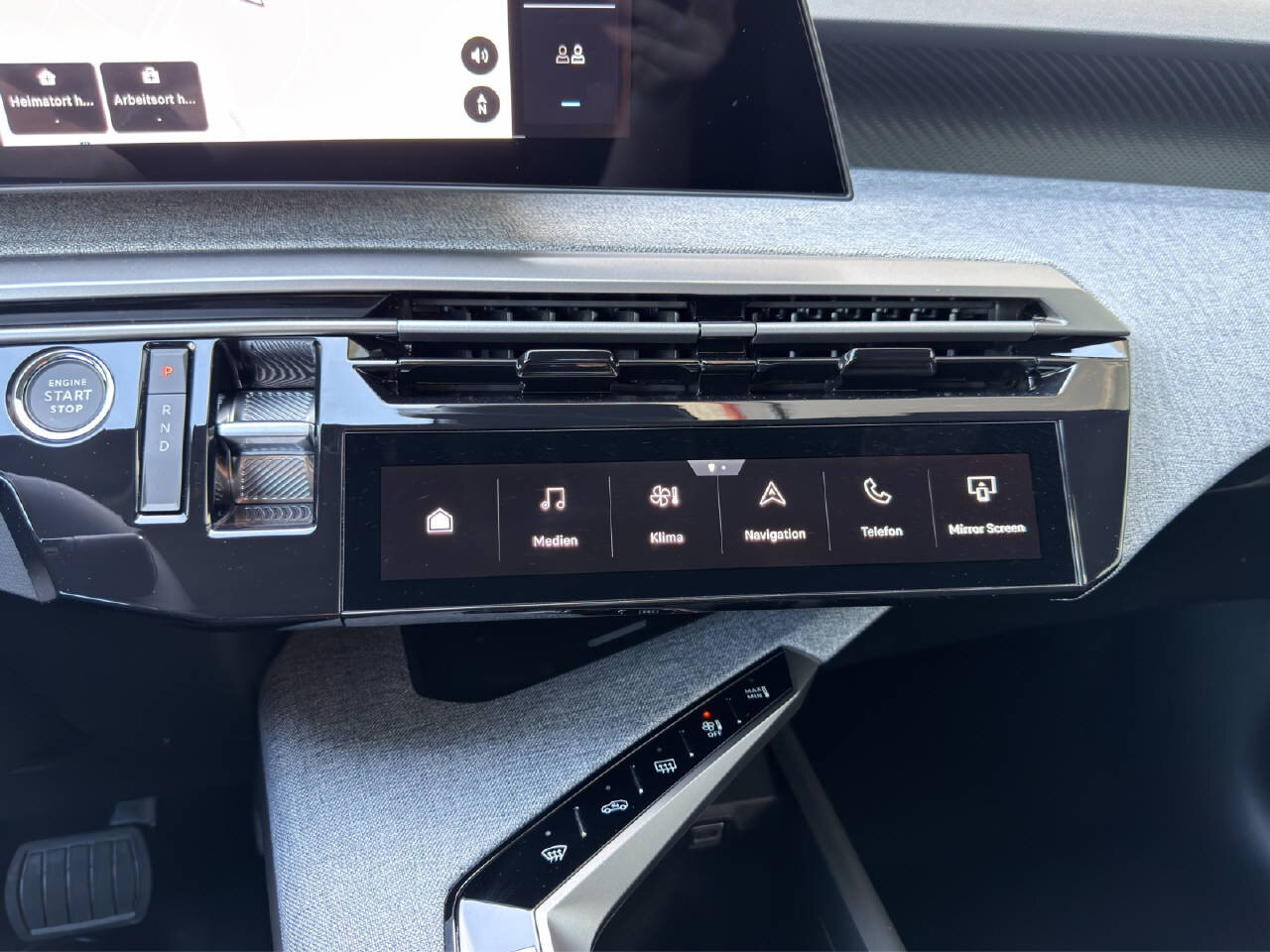 PEUGEOT 3008 e-Allure Premium AWD, Elektro, Neuwagen, Automatik - 6
