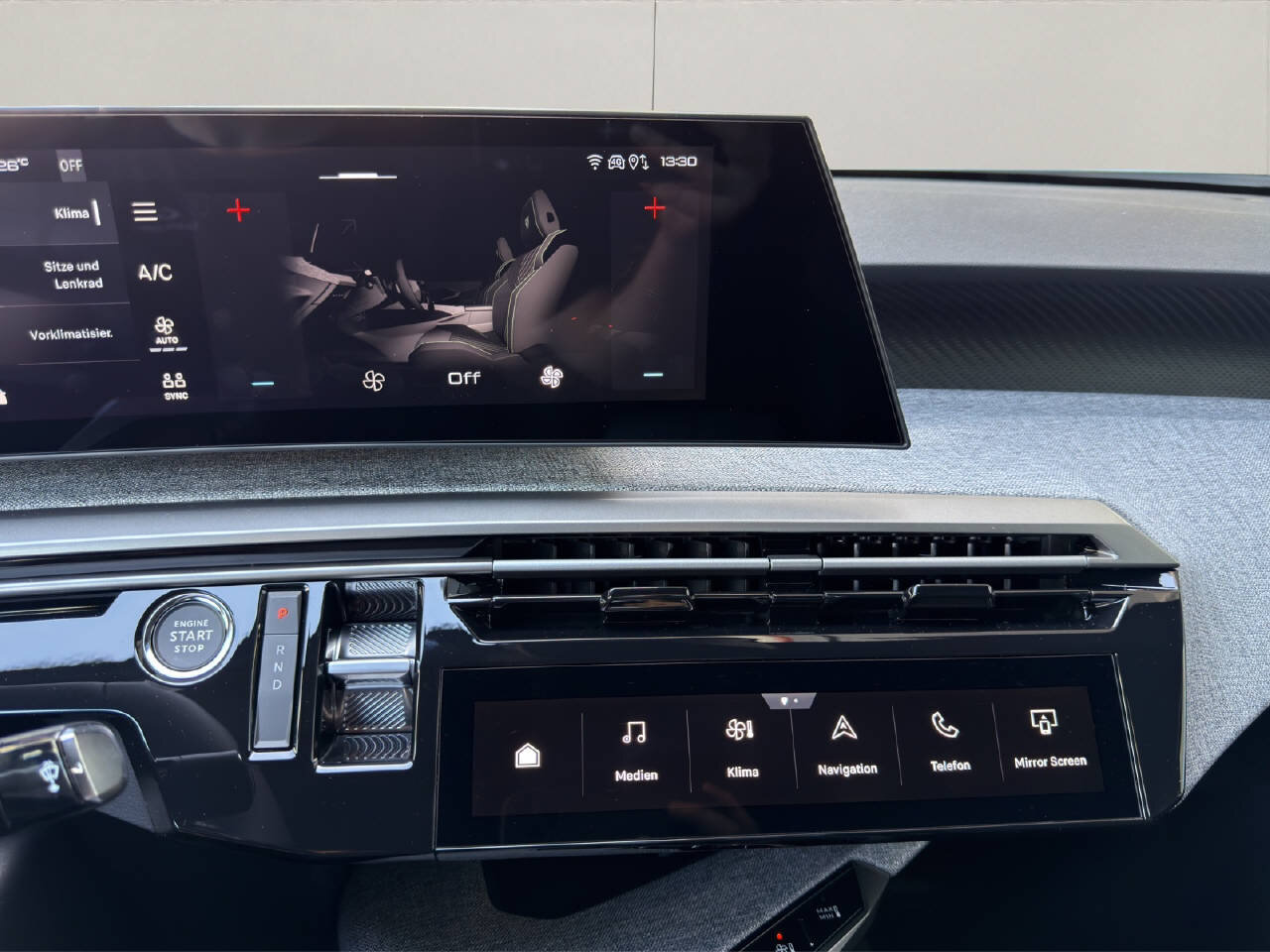PEUGEOT 3008 e-Allure Premium AWD, Elektro, Neuwagen, Automatik - 7