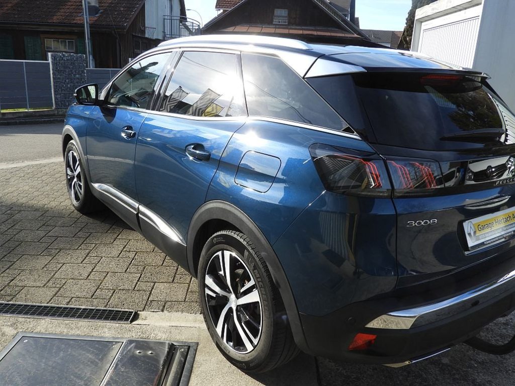 PEUGEOT 3008 1.6 Plug-in Hybrid GT, Plug-in-Hybrid Petrol/Electric, Second hand / Used, Automatic - 5