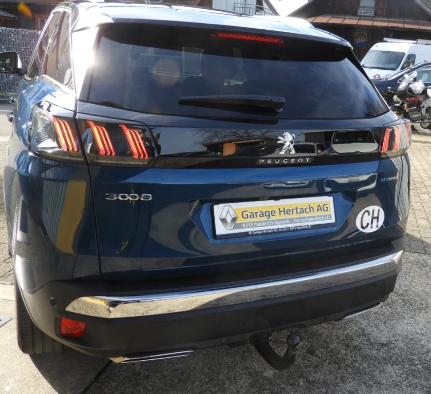 PEUGEOT 3008 1.6 Plug-in Hybrid GT, Plug-in-Hybrid Petrol/Electric, Second hand / Used, Automatic - 4