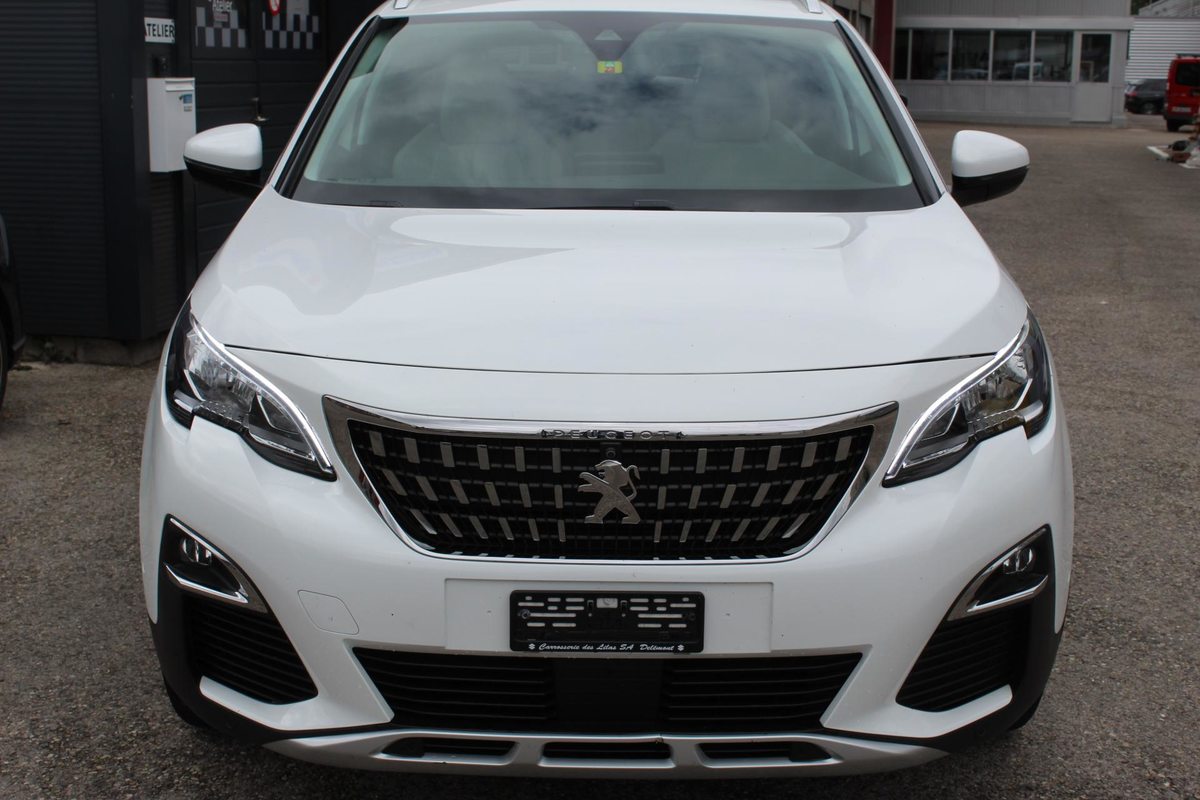 PEUGEOT 3008 1.2 PureTech Allure, Petrol, Second hand / Used, Automatic - 6