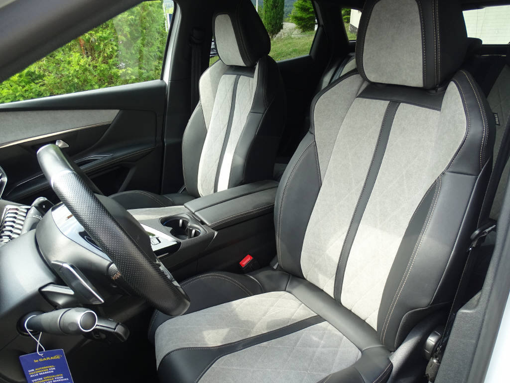 PEUGEOT 3008 1.6 Plug-in Hybrid4 GT, Plug-in-Hybrid Petrol/Electric, Second hand / Used, Automatic - 6
