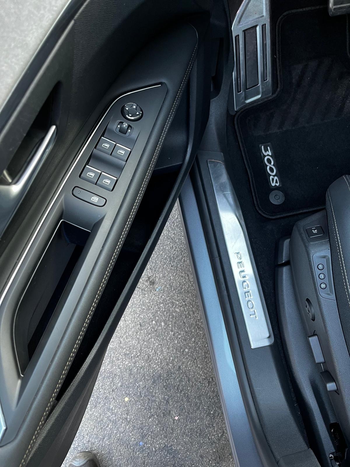 PEUGEOT 3008 1.6 Plug-in Hybrid GT, Plug-in-Hybrid Benzina/Elettrica, Occasioni / Usate, Automatico - 6