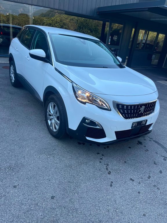 PEUGEOT 3008 1.2 PureTech Allure