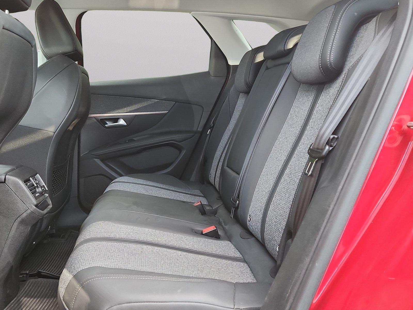 PEUGEOT 3008 1.2 PureTech Allure EAT, Benzina, Occasioni / Usate, Automatico - 7