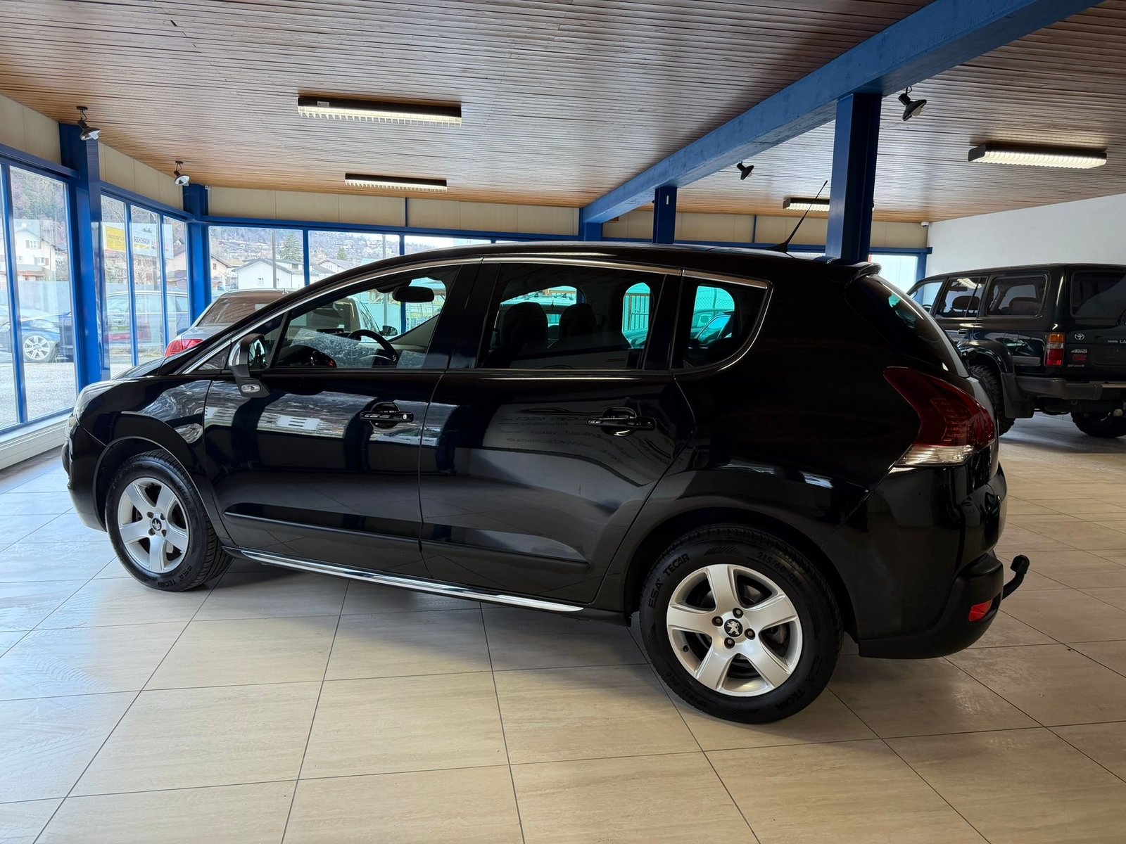 PEUGEOT 3008 1.6 1THP Allure Tiptronic, Benzin, Occasion / Gebraucht, Automatik - 7
