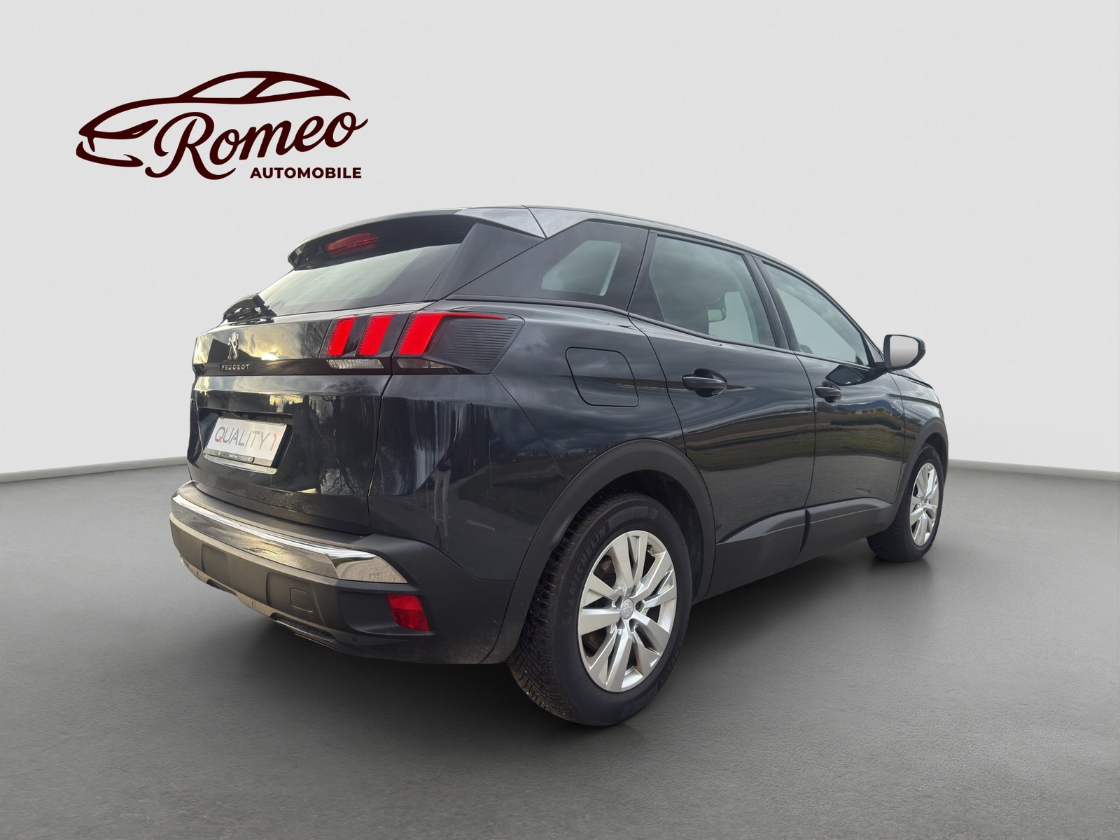 PEUGEOT 3008 1.5 BlueHDi Active ** Austauschmotor - 133'067, Diesel, Occasioni / Usate, Manuale - 5