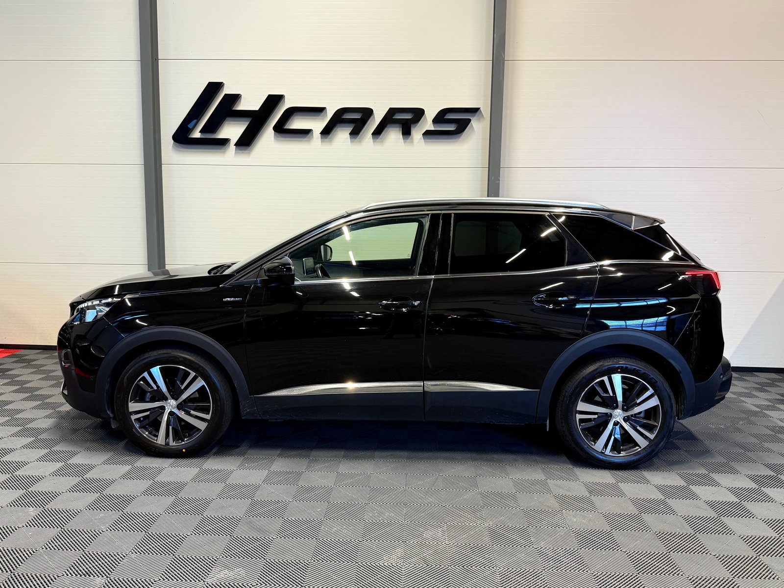 PEUGEOT 3008 1.6 THP Allure, Essence, Occasion / Utilisé, Automatique - 2