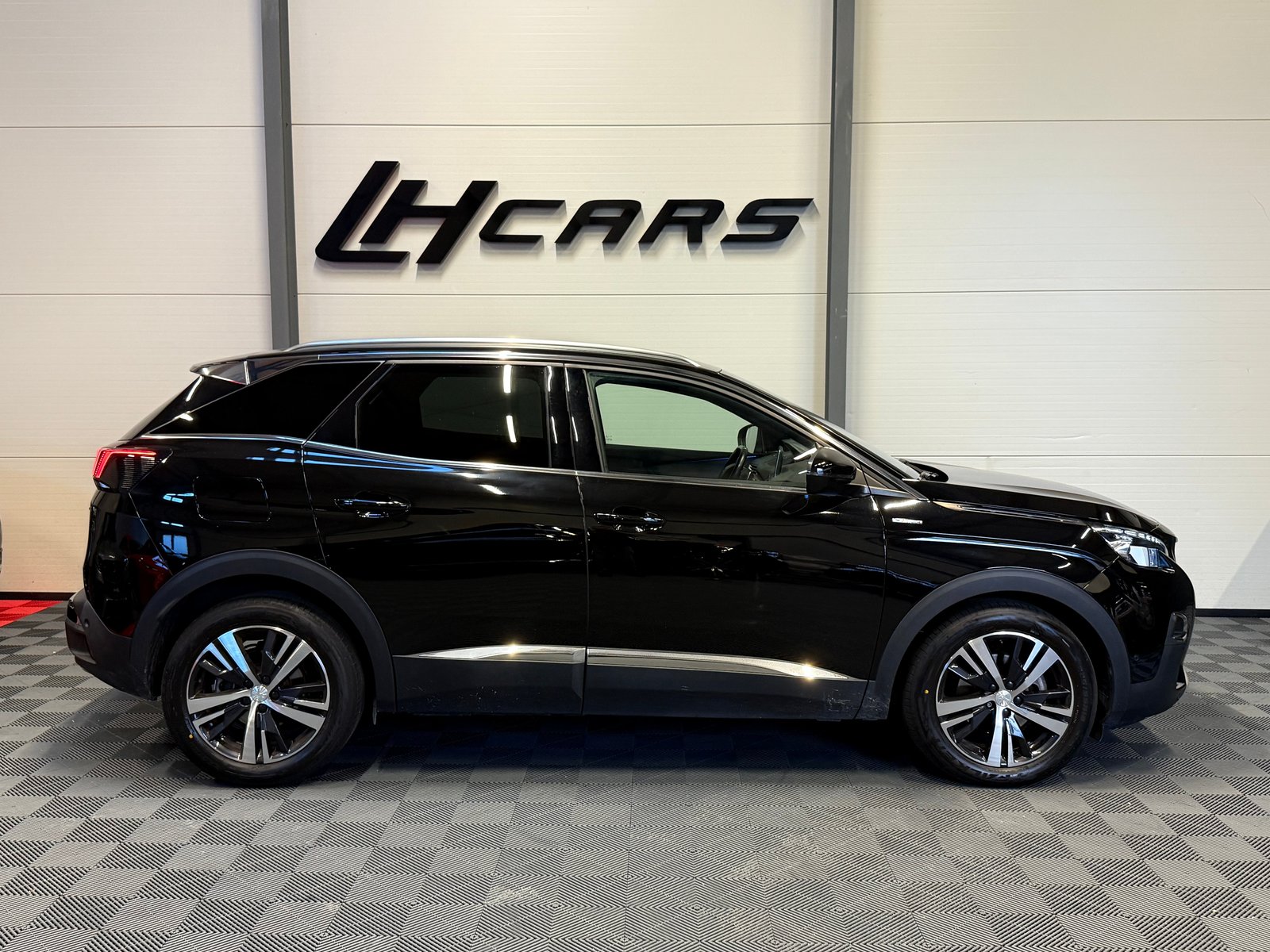 PEUGEOT 3008 1.6 THP Allure, Essence, Occasion / Utilisé, Automatique - 5