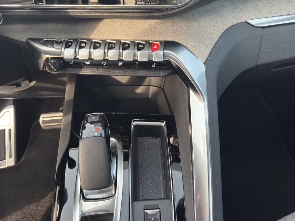 PEUGEOT 3008 300e Hybrid4 GT Pack EAT8, Hybride Leggero Benzina/Elettrica, Occasioni / Usate, Automatico - 7