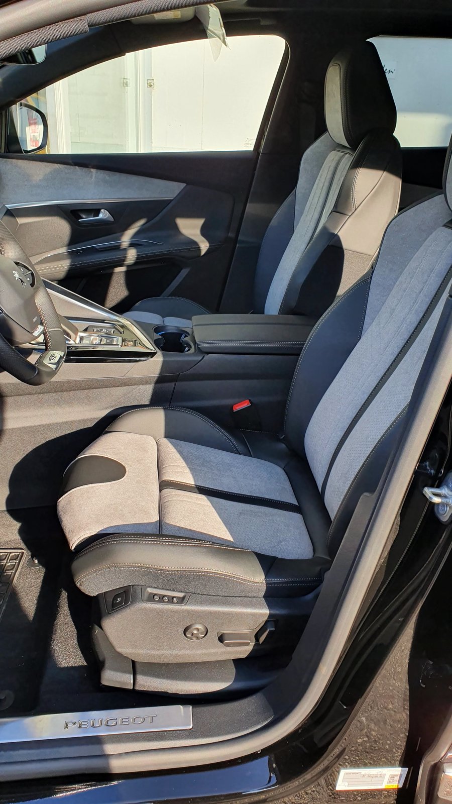PEUGEOT 3008 300e Hybrid4 GT Pack, Plug-in-Hybrid Benzina/Elettrica, Occasioni / Usate, Automatico - 7