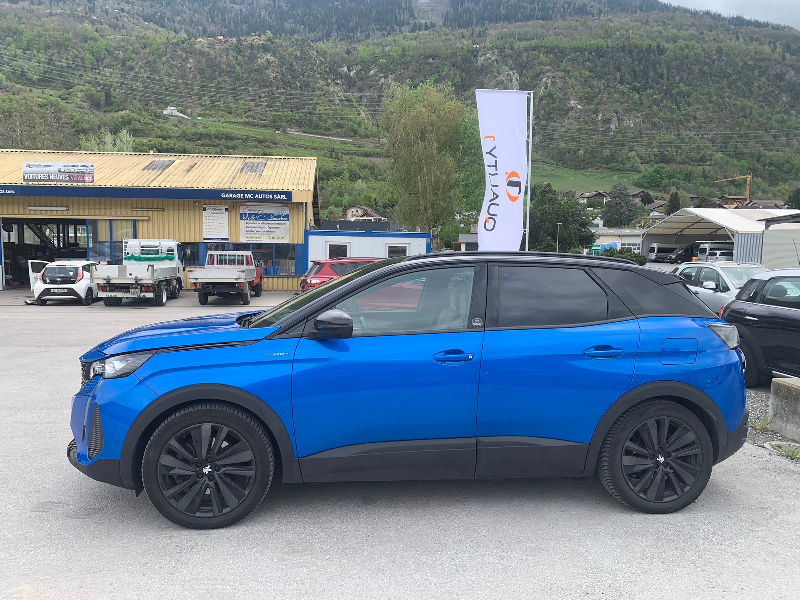 PEUGEOT 3008 300e Hybrid4 Road Trip EAT8, Hybride Rechargeable Essence/Électricité, Occasion / Utilisé, Automatique - 4