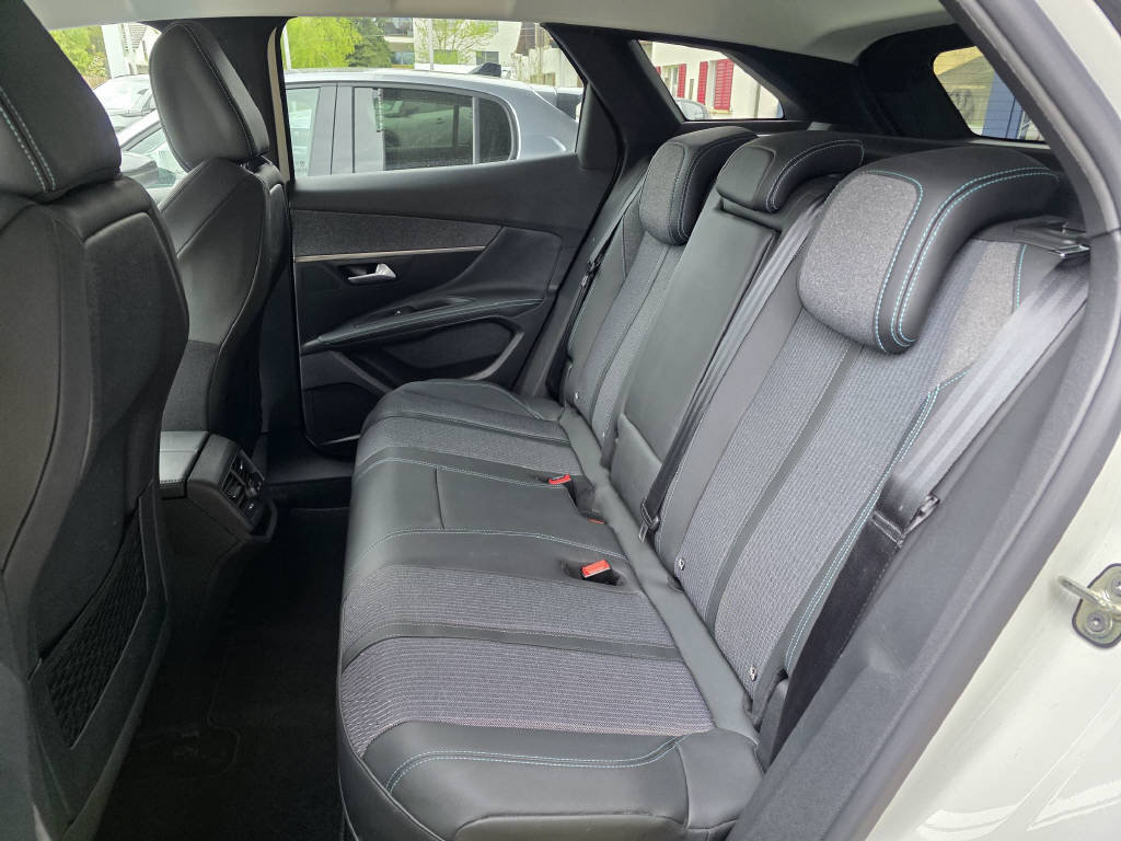 PEUGEOT 3008 1.6 Plug-in Hybrid Allure Pack, Plug-in-Hybrid Benzina/Elettrica, Occasioni / Usate, Automatico - 7