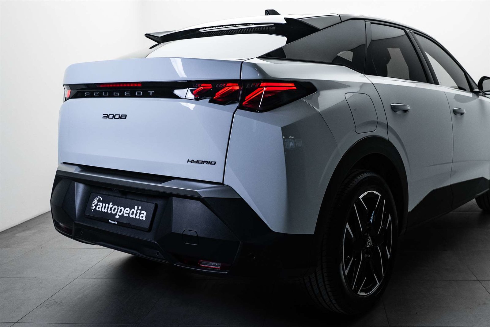 PEUGEOT 3008 145 e-DCS6 Hybrid GT Automat, Mild-Hybrid Petrol/Electric, Second hand / Used, Automatic - 4